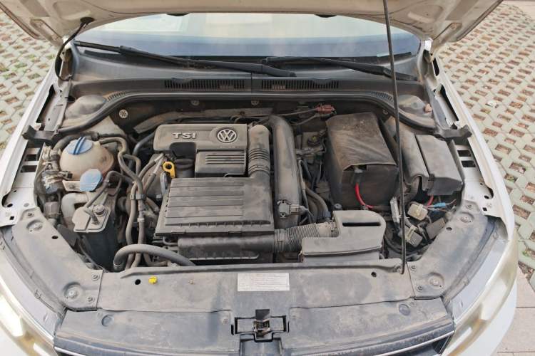 Used Volkswagen Sagitar 2018 280TSI DSG Comfort Model Engine Bay