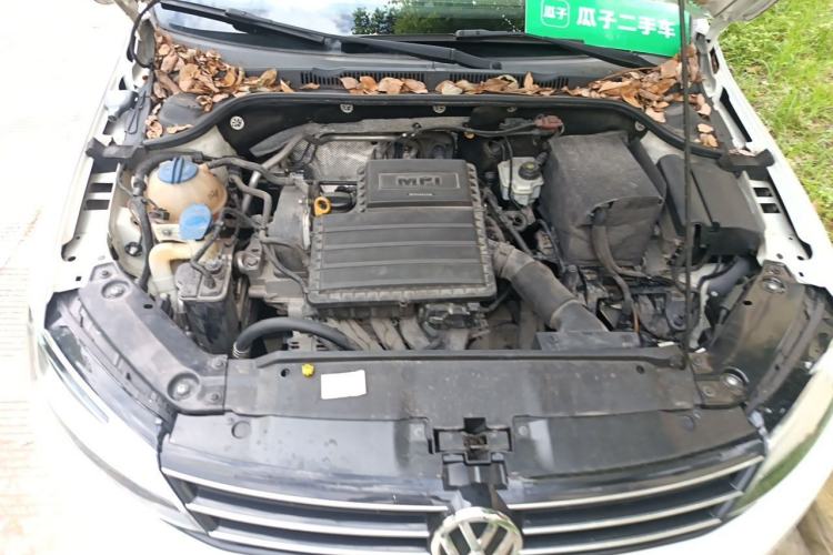 Used Volkswagen Sagitar 2018 1.6L Manual Comfort Model Engine Bay