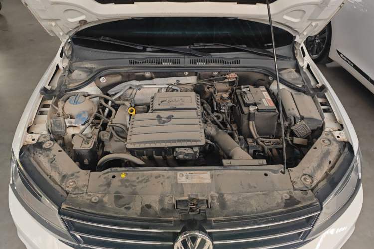 Used Volkswagen Sagitar 2018 1.6L Automatic Comfort Model Engine Bay
