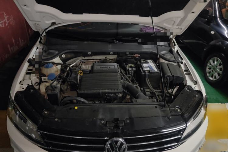 Used Volkswagen Sagitar 2018 1.6L Automatic Comfort Model Engine Bay