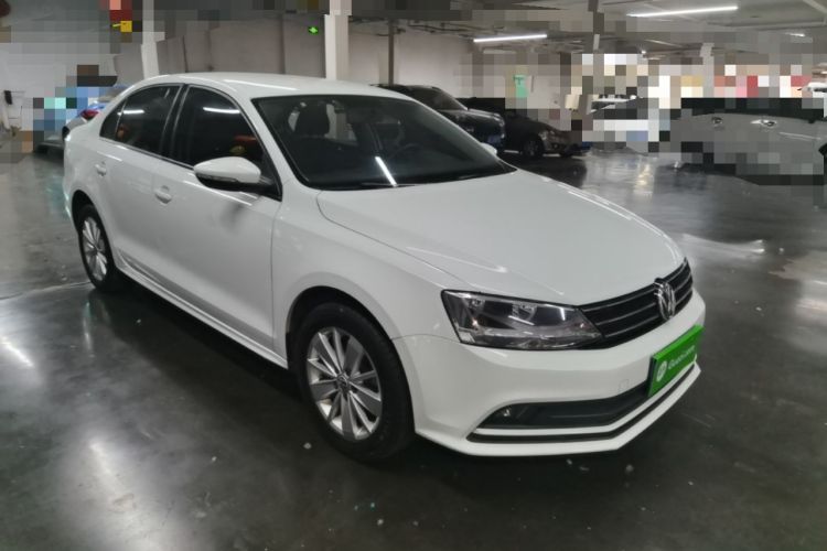 Used Volkswagen Sagitar 2018 1.6L Manual Fashion Edition Exterior 1