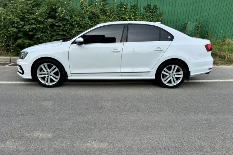 Used Volkswagen Sagitar 2018 280TSI DSG Ignite Edition Exterior 2