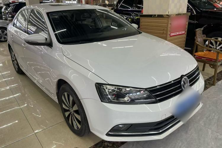 Used Volkswagen Sagitar 2018 280TSI DSG Comfort Model Exterior 2