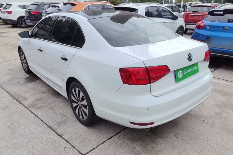 Used Volkswagen Sagitar 2018 280TSI DSG Comfort Model Exterior 2