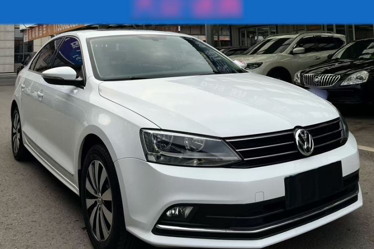 Used Volkswagen Sagitar 2018 1.6L Automatic Comfort Model Exterior 3