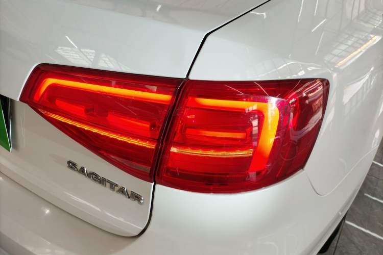 Used Volkswagen Sagitar 2018 1.6L Automatic Comfort Model Exterior 3