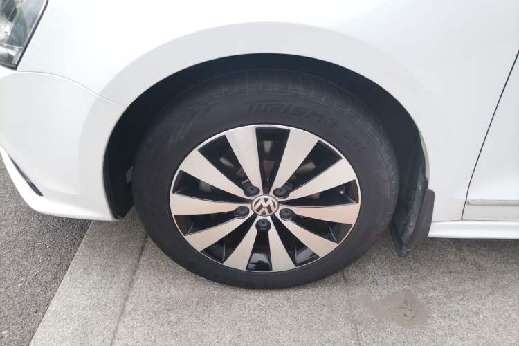 Used Volkswagen Sagitar 2018 1.6L Automatic Comfort Model Exterior 3