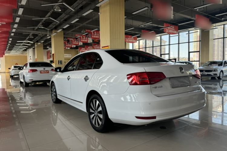 Used Volkswagen Sagitar 2018 1.6L Automatic Comfort Model Exterior 3