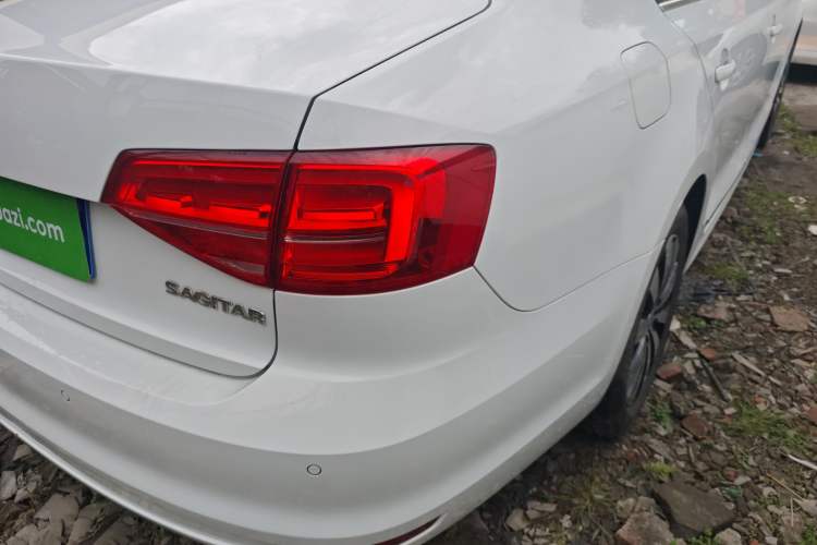 Used Volkswagen Sagitar 2018 1.6L Automatic Comfort Model Exterior 3