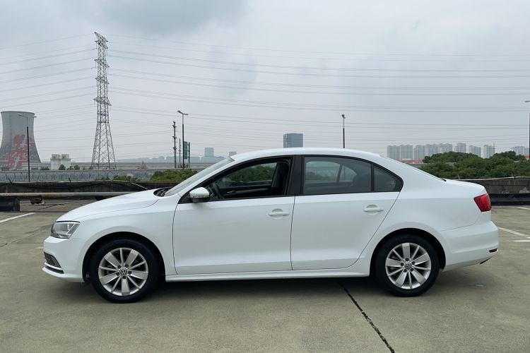Used Volkswagen Sagitar 2018 1.6L Automatic Fashion Model Exterior 3