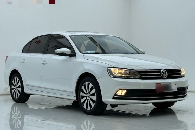 Used Volkswagen Sagitar 2018 1.6L Automatic Comfort Model Exterior 4