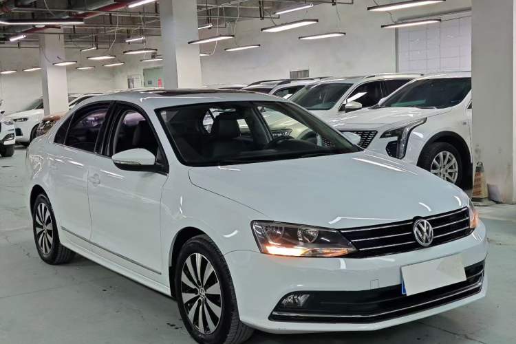 Used Volkswagen Sagitar 2018 180TSI DSG Prestige Edition Exterior 5