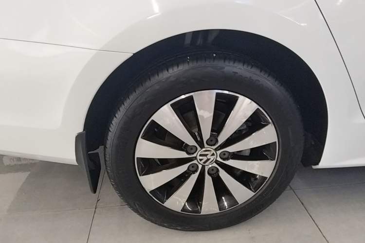 Used Volkswagen Sagitar 2018 180TSI DSG Prestige Edition Exterior 5