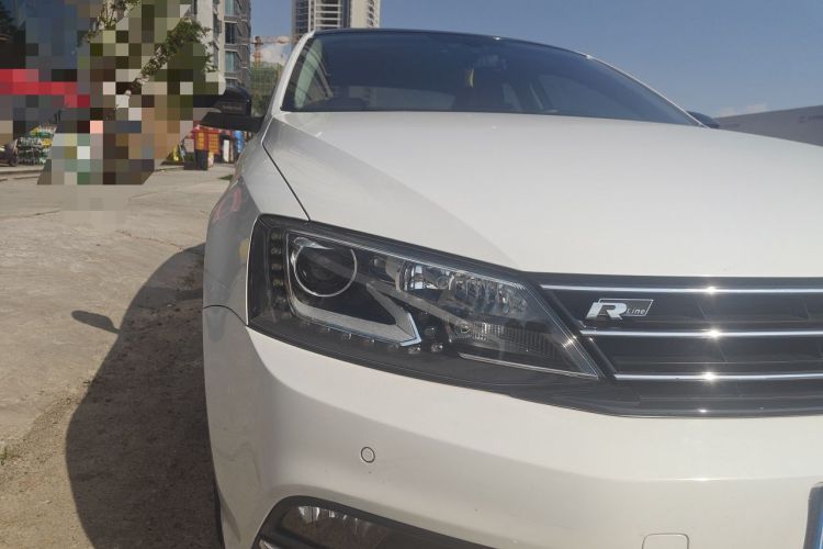 Used Volkswagen Sagitar 2018 280TSI DSG Luxury Model Exterior 6