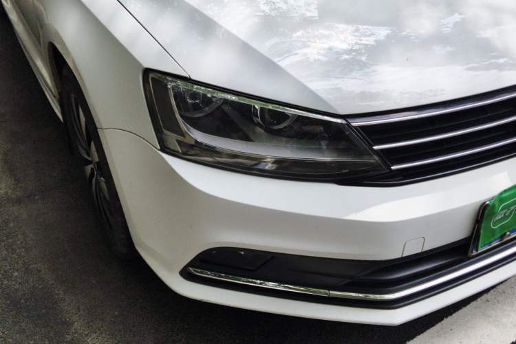 Used Volkswagen Sagitar 2018 280TSI DSG Comfort Model Exterior 6