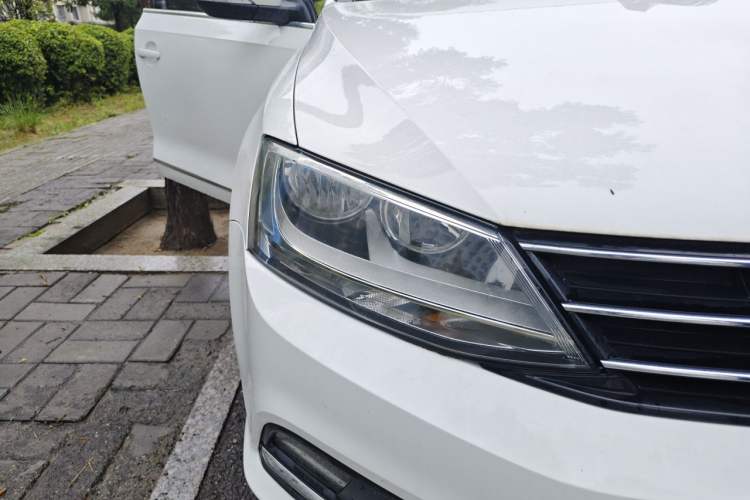 Used Volkswagen Sagitar 2018 1.6L Automatic Comfort Model Exterior 6