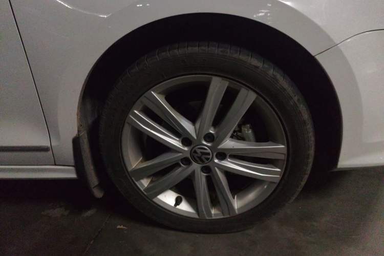 Used Volkswagen Sagitar 2018 280TSI DSG Luxury Model Exterior 7