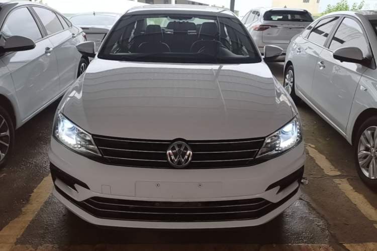 Used Volkswagen Sagitar 2018 280TSI DSG Ignite Edition Front