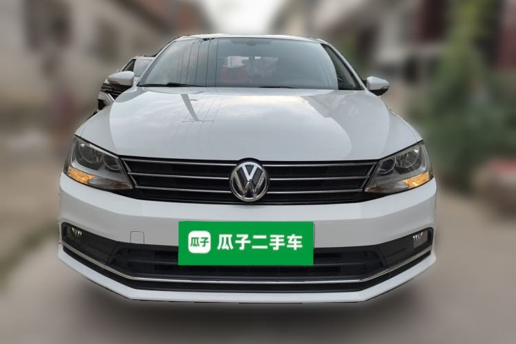 Used Volkswagen Sagitar 2018 1.6L Manual Comfort Model Front