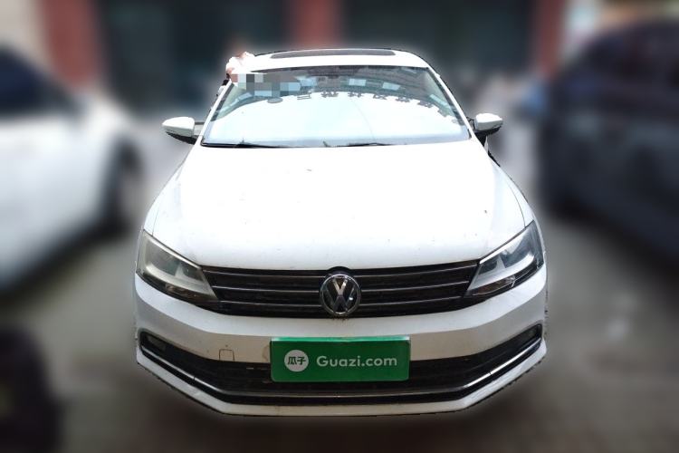 Used Volkswagen Sagitar 2018 1.6L Manual Comfort Model Front
