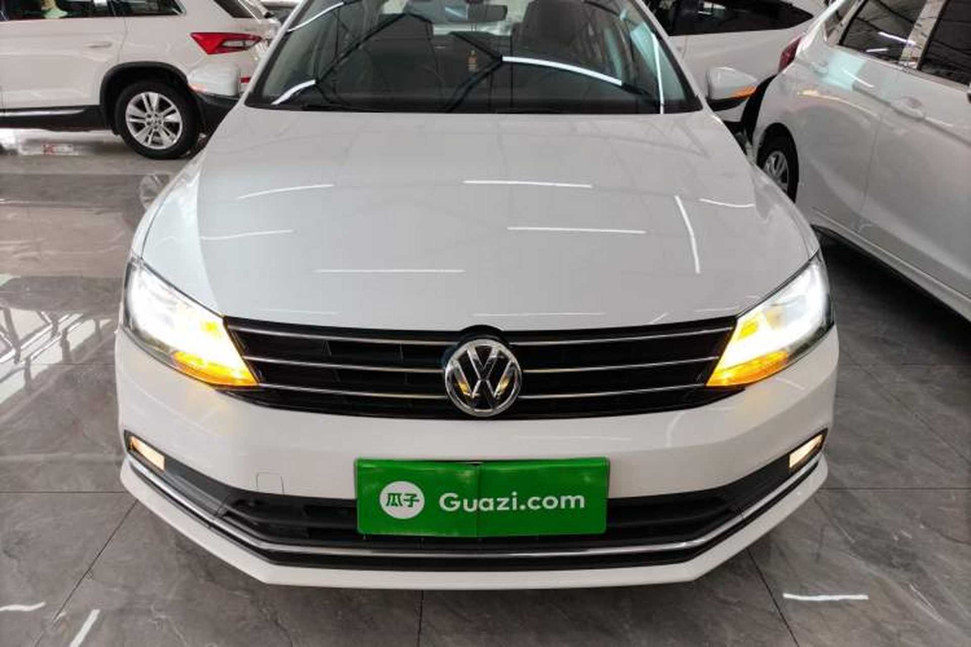Used Volkswagen Sagitar 2018 1.6L Automatic Comfort Model Front