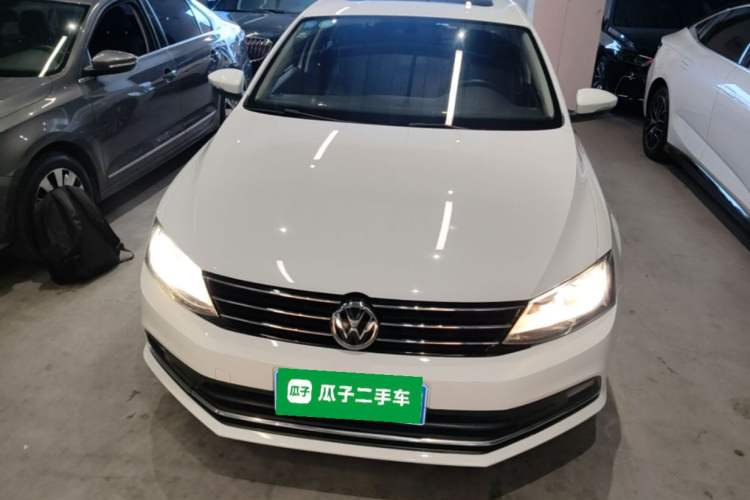 Used Volkswagen Sagitar 2018 1.6L Automatic Comfort Model Front
