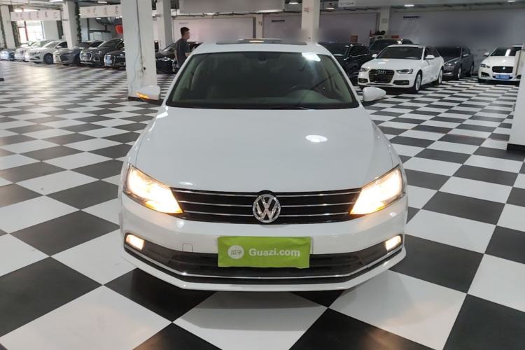 Used Volkswagen Sagitar 2018 1.6L Automatic Comfort Model Front