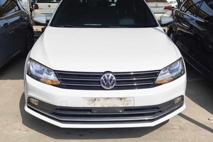 Used Volkswagen Sagitar 2018 1.6L Automatic Comfort Model Front