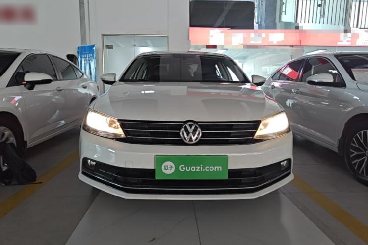 Used Volkswagen Sagitar 2018 1.6L Automatic Comfort Model Front