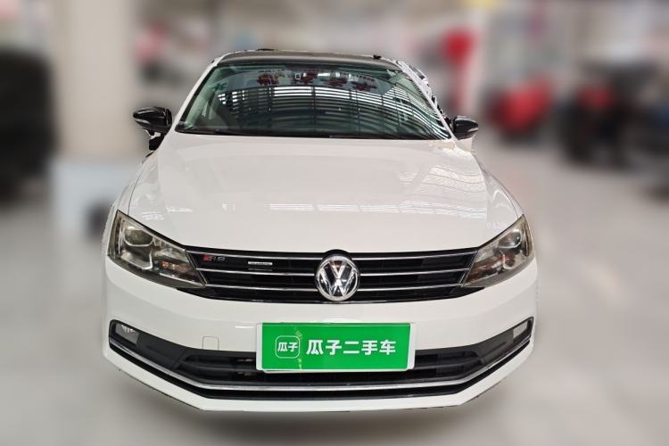 Used Volkswagen Sagitar 2018 1.6L Manual Comfort Model Front