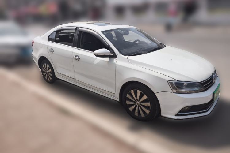 Used Volkswagen Sagitar 2018 1.6L Automatic Comfort Model Front Right 45 Deg