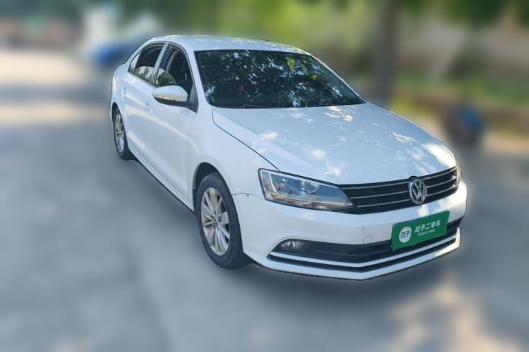 Used Volkswagen Sagitar 2018 1.6L Automatic Fashion Model Front Right 45 Deg