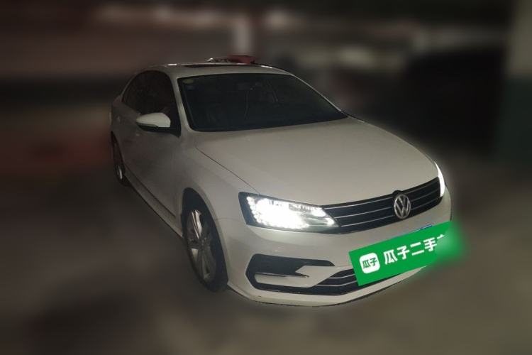Used Volkswagen Sagitar 2018 280TSI DSG Ignite Edition Front Right 45 Deg