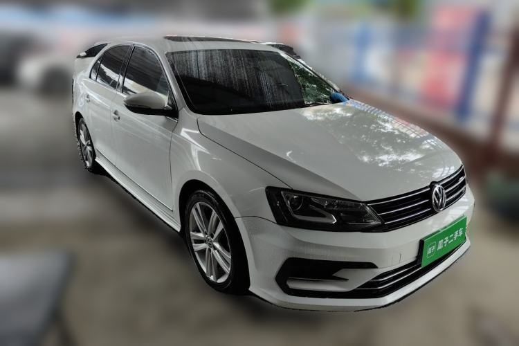 Used Volkswagen Sagitar 2018 280TSI DSG Ignite Edition Front Right 45 Deg