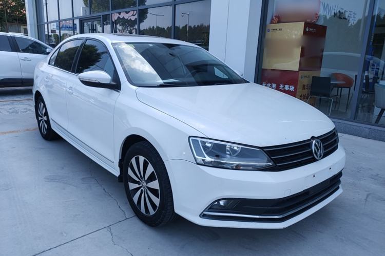 Used Volkswagen Sagitar 2018 1.6L Automatic Comfort Model Front Right 45 Deg