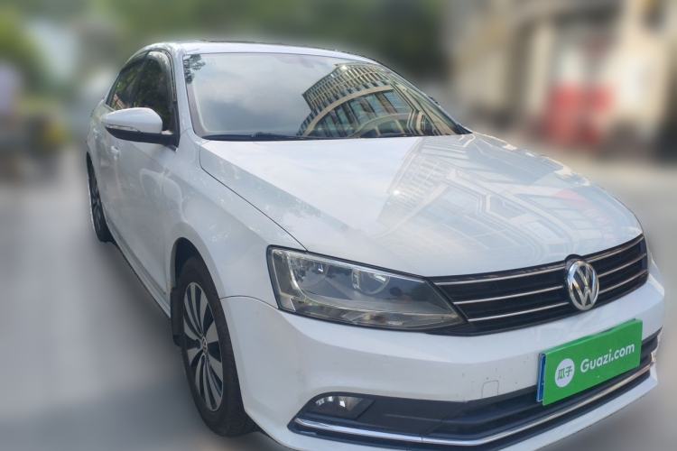 Used Volkswagen Sagitar 2018 1.6L Automatic Comfort Model Front Right 45 Deg