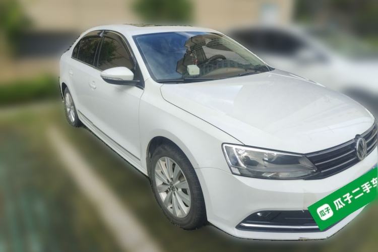 Used Volkswagen Sagitar 2018 1.6L Automatic Comfort Model Front Right 45 Deg