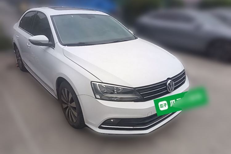 Used Volkswagen Sagitar 2018 180TSI DSG Prestige Edition Front Right 45 Deg