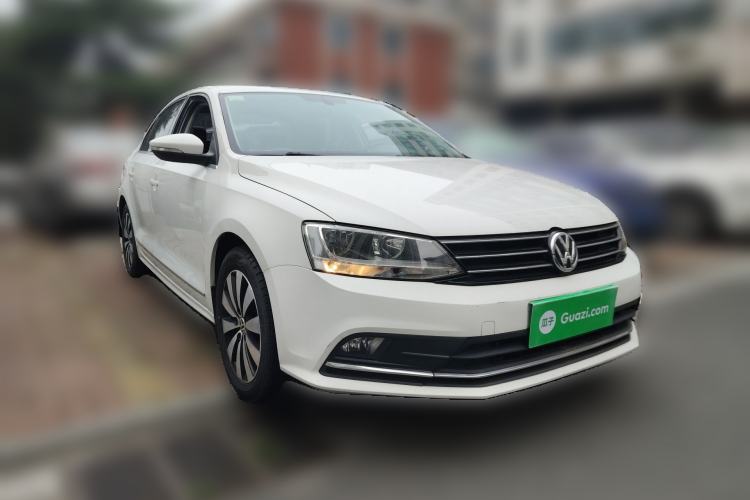 Used Volkswagen Sagitar 2018 1.6L Automatic Comfort Model Front Right 45 Deg