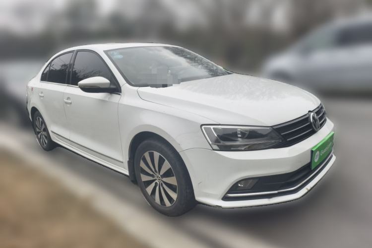 Used Volkswagen Sagitar 2018 1.6L Automatic Comfort Model Front Right 45 Deg