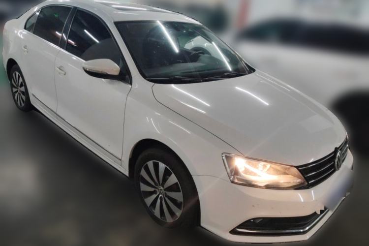 Used Volkswagen Sagitar 2018 1.6L Automatic Comfort Model Front Right 45 Deg