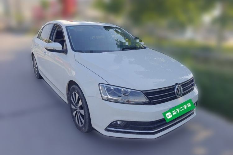 Used Volkswagen Sagitar 2018 1.6L Automatic Comfort Model Front Right 45 Deg
