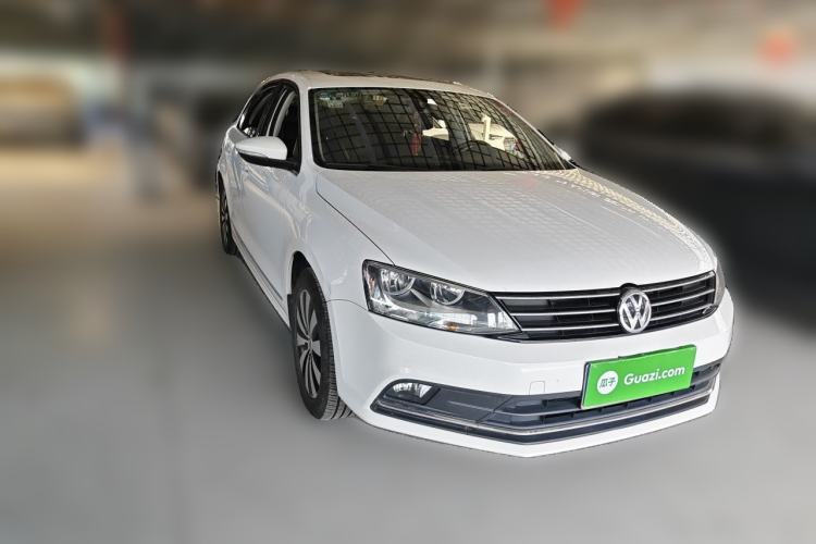 Used Volkswagen Sagitar 2018 1.6L Automatic Comfort Model Front Right 45 Deg
