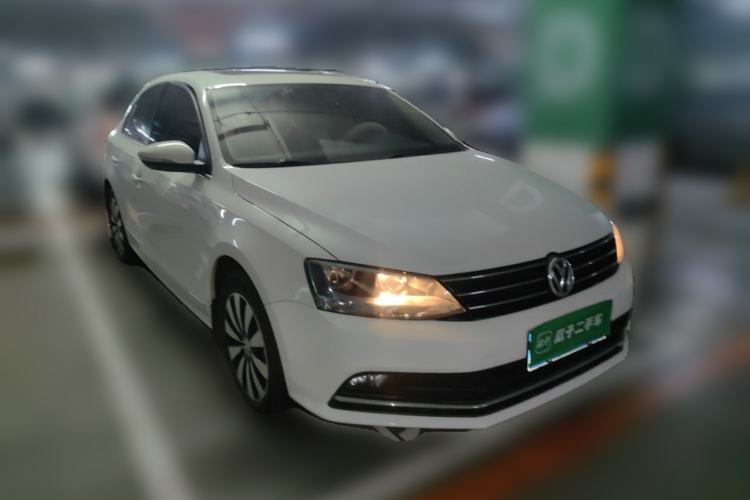Used Volkswagen Sagitar 2018 1.6L Automatic Comfort Model Front Right 45 Deg