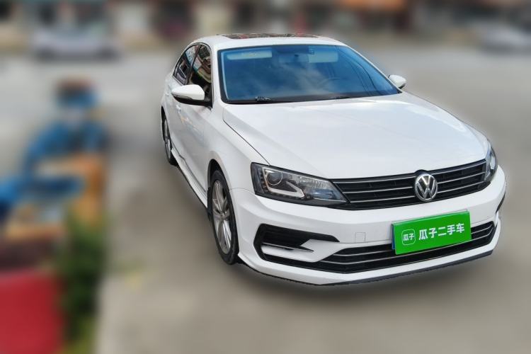 Used Volkswagen Sagitar 2018 280TSI DSG Ignite Edition Front Right 45 Deg