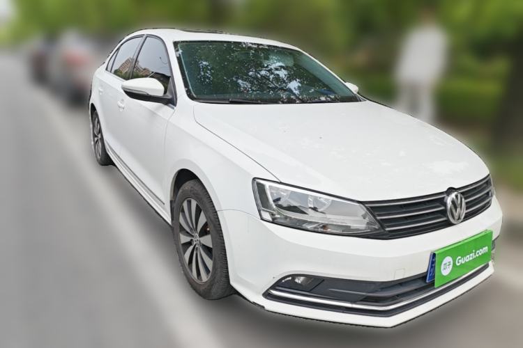 Used Volkswagen Sagitar 2018 1.6L Automatic Comfort Model Front Right 45 Deg