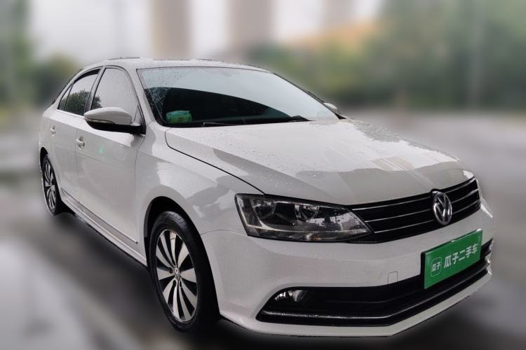 Used Volkswagen Sagitar 2018 1.6L Automatic Comfort Model Front Right 45 Deg