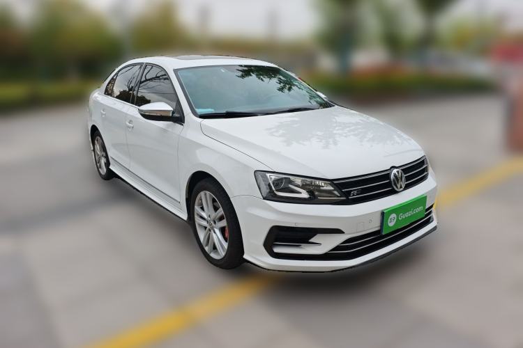 Used Volkswagen Sagitar 2018 280TSI DSG Ignite Edition Front Right 45 Deg