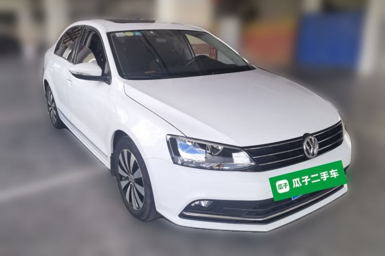 Used Volkswagen Sagitar 2018 180TSI DSG Prestige Edition Front Right 45 Deg