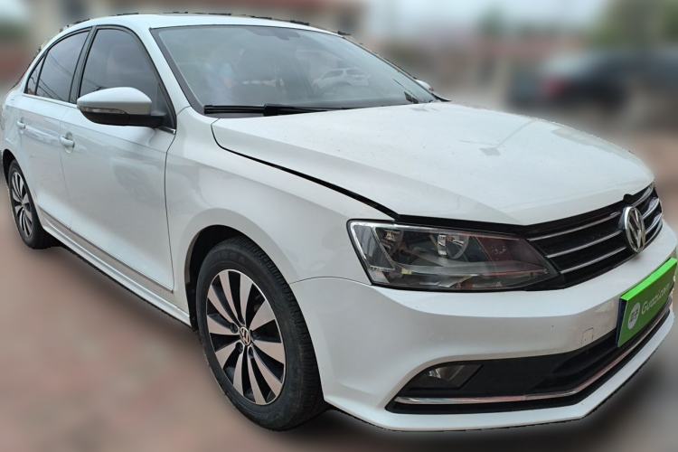 Used Volkswagen Sagitar 2018 1.6L Automatic Comfort Model Front Right 45 Deg